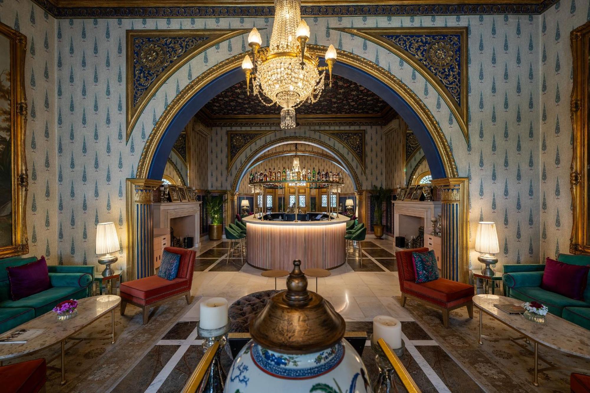 Hotel Rajmahal Palace Raas